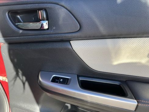 Used 2016 Subaru Crosstrek 2.0i Limited image 18