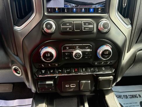Used 2021 GMC Sierra 2500 Denali w/ Denali Ultimate Package AWD/4WD image 21