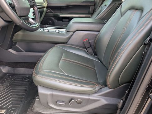 Used 2022 Ford Expedition Timberline image 12
