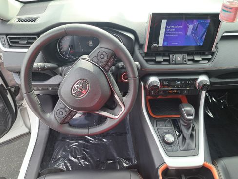 Used 2024 Toyota RAV4 Adventure w/ Convenience Package AWD/4WD image 16