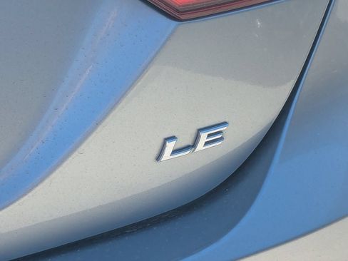 Used 2022 Toyota Camry LE FWD image 5