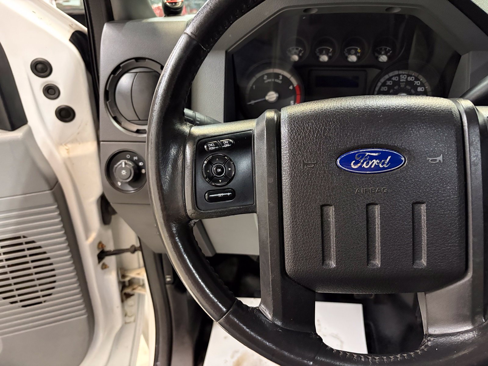 Used 2011 Ford F350 XL w/ PWR Equipment Group AWD/4WD image 14