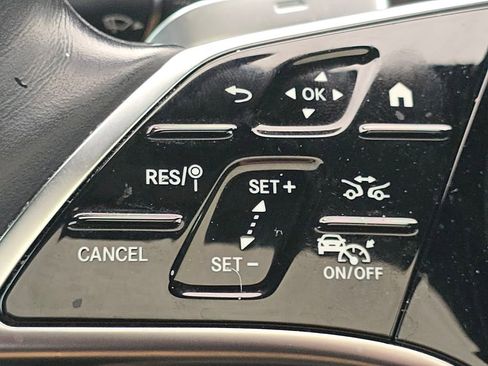 Certified 2022 Mercedes-Benz E 350 4MATIC Sedan image 35