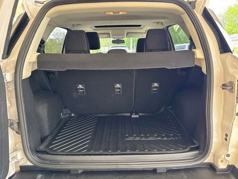 Used 2022 Ford EcoSport SE w/ Interior Protection Package AWD/4WD image 27