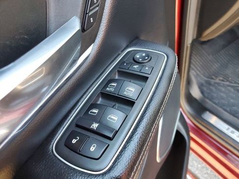 Used 2022 RAM 1500 Laramie image 18