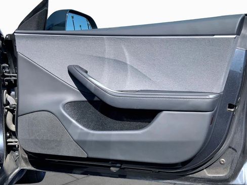 Used 2024 Tesla Model 3 Standard Range RWD image 21