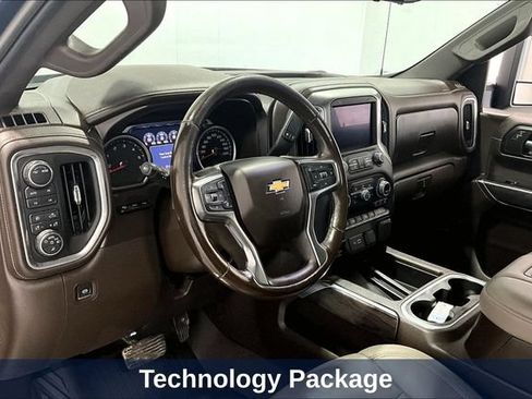 Used 2021 Chevrolet Silverado 1500 LTZ w/ Technology Package AWD/4WD image 24