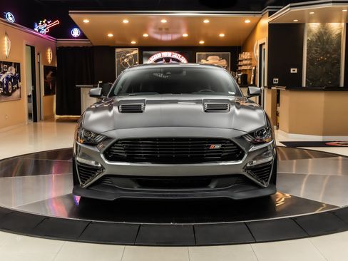Used 2021 Ford Mustang GT Premium w/ GT Performance Package RWD image 5