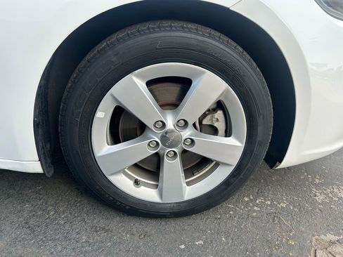 Used 2016 Dodge Dart SXT image 24