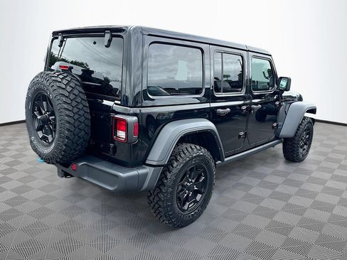 Used 2023 Jeep Wrangler Unlimited w/ Cold Weather Group AWD/4WD image 6
