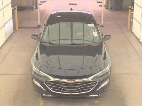 Used 2023 Chevrolet Malibu LT image 7