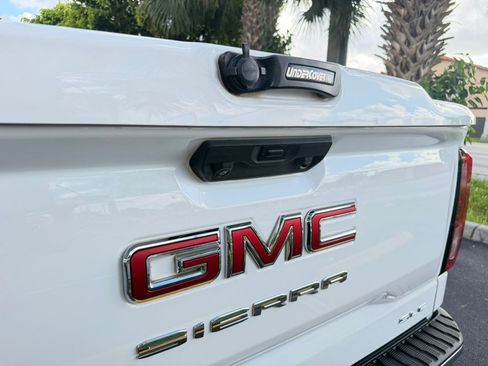 Used 2023 GMC Sierra 1500 SLE RWD image 18