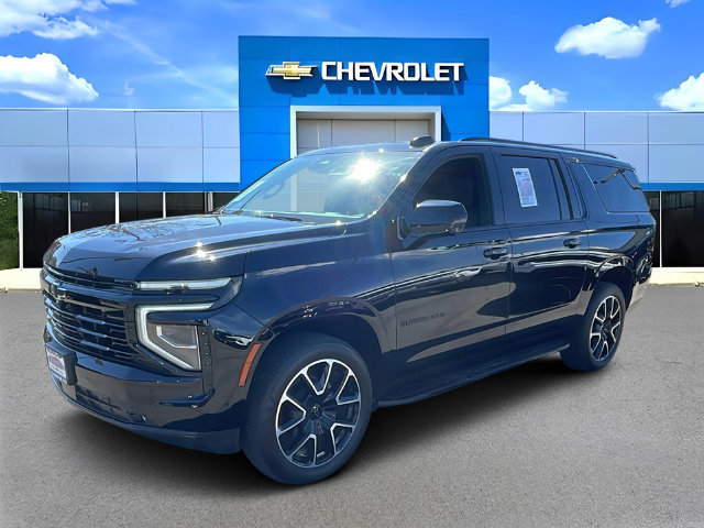 Used 2025 Chevrolet Suburban RST w/ Comfort Package AWD/4WD image 7