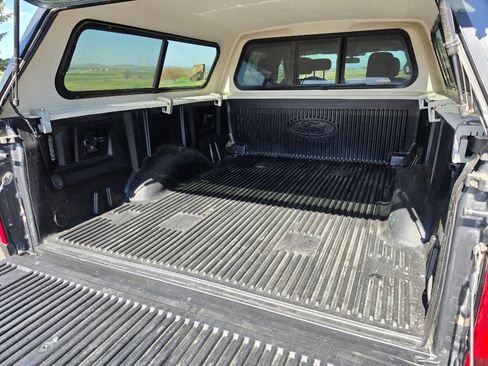 Used 2019 Ford F150 XLT w/ Equipment Group 302A Luxury AWD/4WD image 8