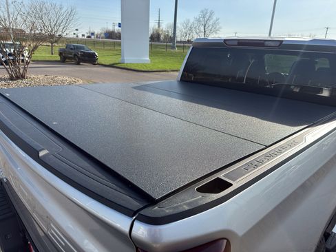 Used 2020 Chevrolet Silverado 1500 LT w/ All-Star Edition image 5