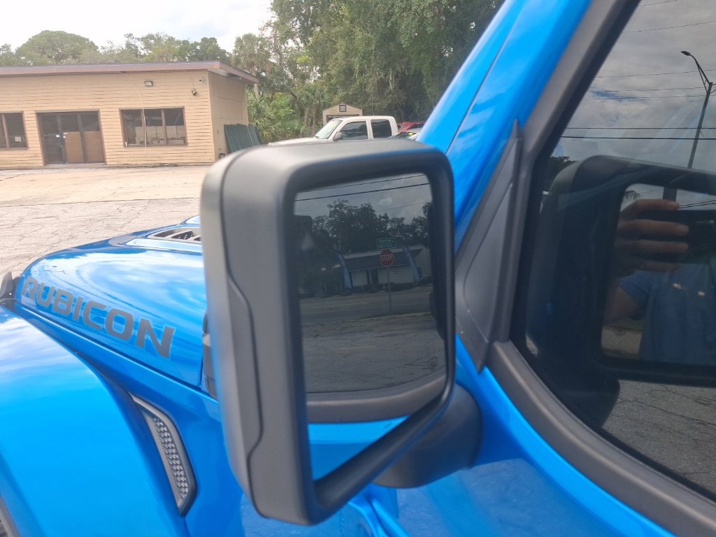 Used 2024 Jeep Wrangler Unlimited Rubicon 4xe AWD/4WD image 21