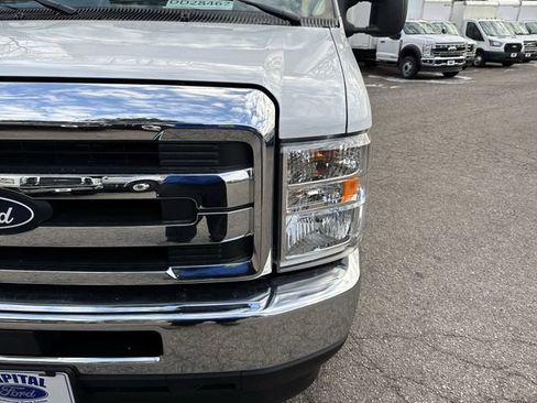 New 2026 Ford E-450 and Econoline 450 Super Duty w/ Power Equipment Group image 11