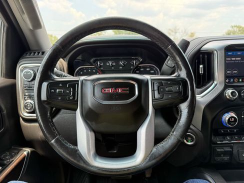 Used 2021 GMC Sierra 1500 SLT AWD/4WD image 22