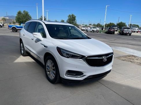 Used 2018 Buick Enclave Premium w/ Experience Buick Package AWD/4WD image 6