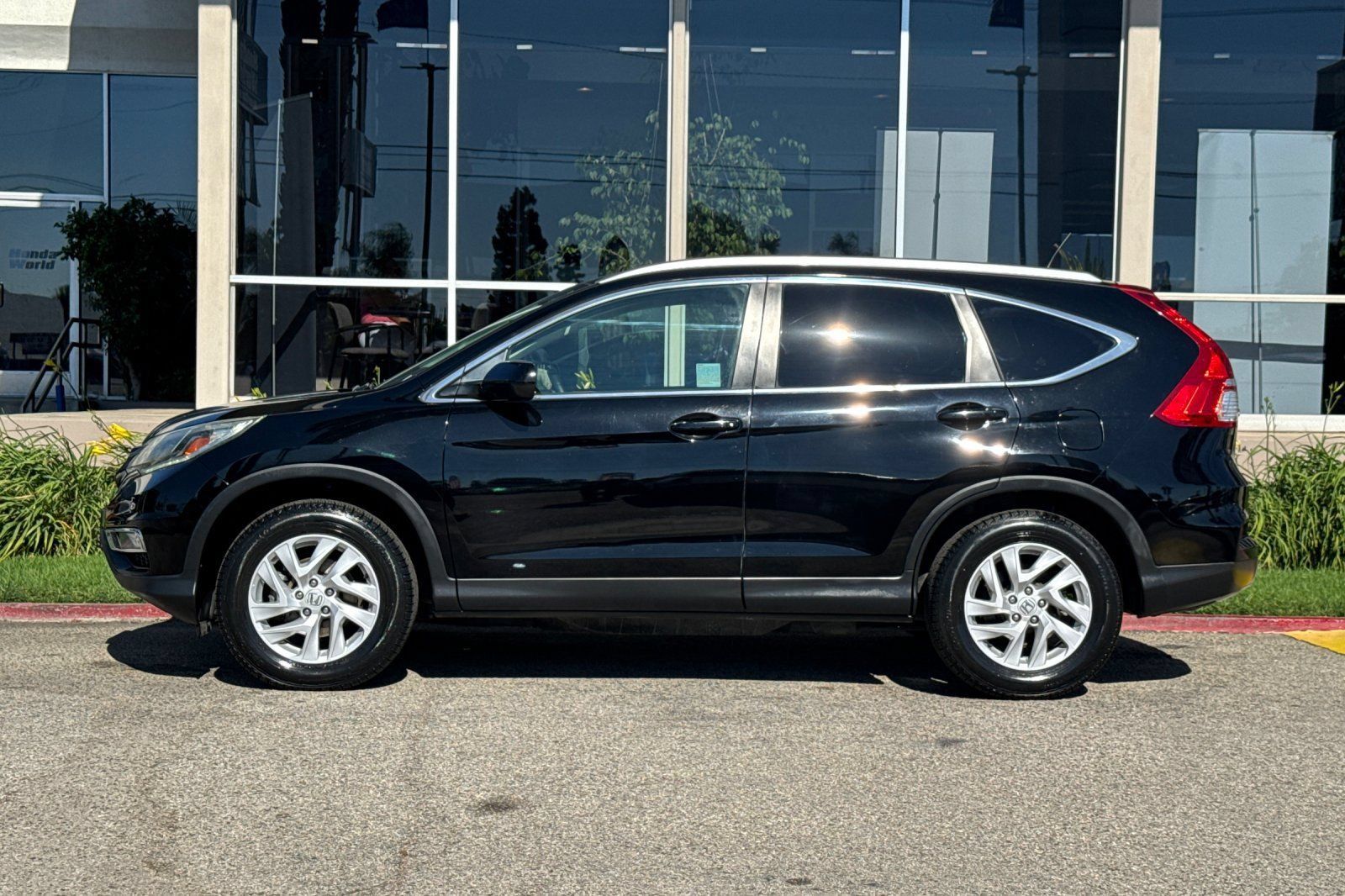 Used 2015 Honda CR-V EX-L image 7