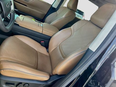 Used 2025 INFINITI QX80 Luxe RWD image 17