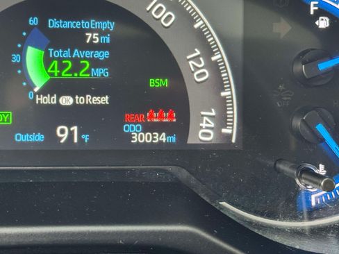 Certified 2020 Toyota RAV4 Limited w/ Limited Grade Weather Package AWD/4WD image 31