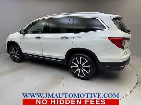 Used 2022 Honda Pilot Touring image 3