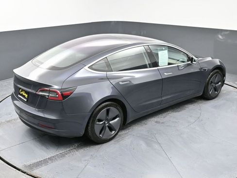 Used 2018 Tesla Model 3 Long Range image 47