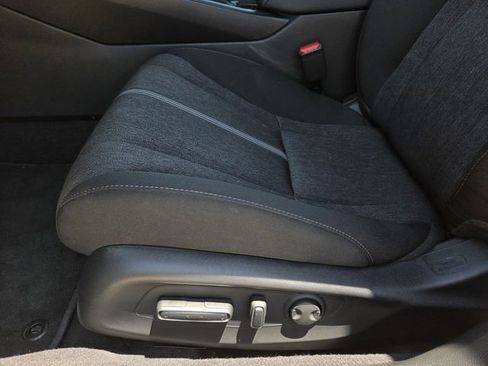 Used 2025 Honda Accord Sport image 16