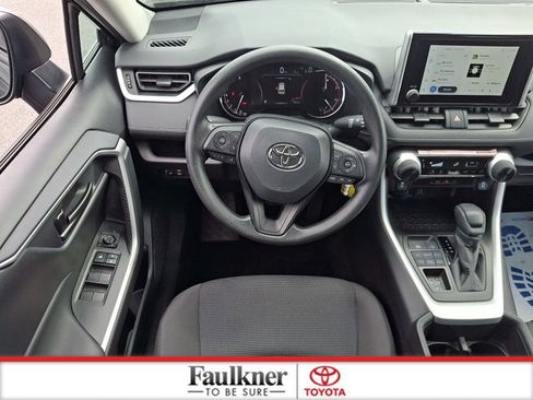 Certified 2025 Toyota RAV4 LE AWD/4WD image 11