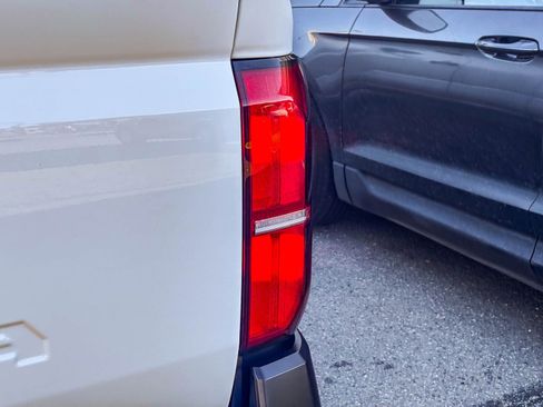 Used 2025 Toyota Tacoma SR image 8