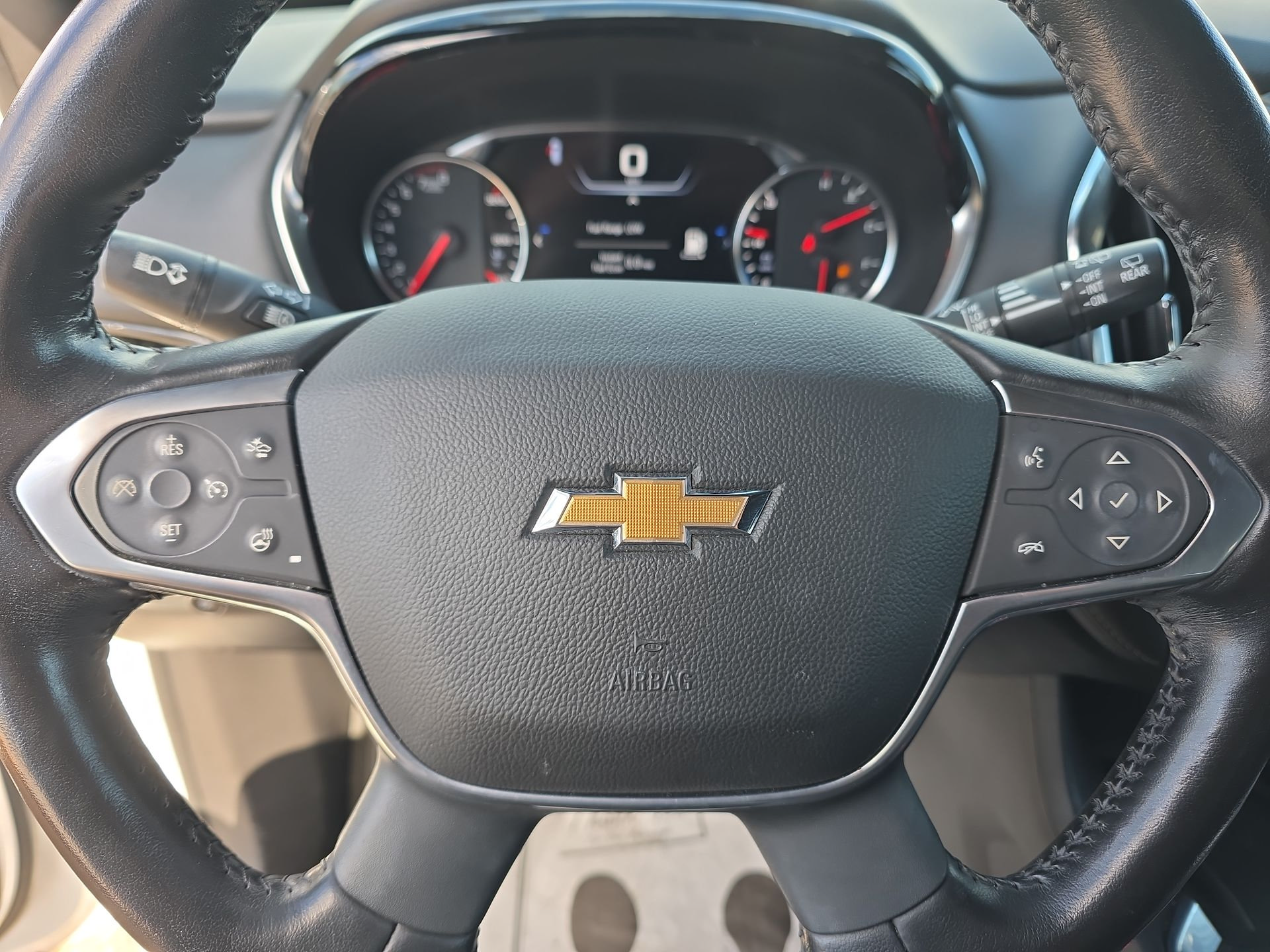 Used 2022 Chevrolet Traverse Premier AWD/4WD image 39