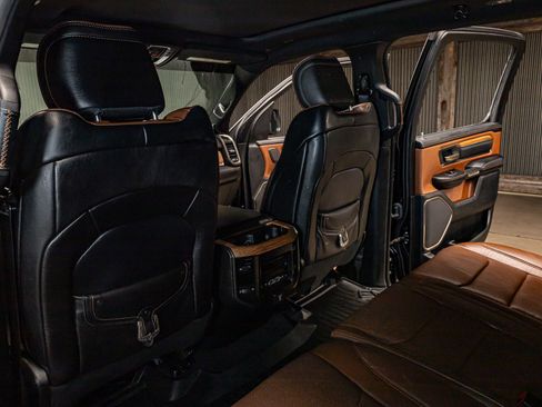 Used 2019 RAM 1500 Limited image 21