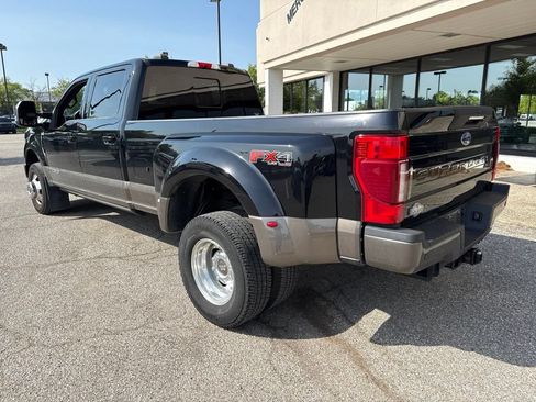 Used 2022 Ford F350 King Ranch w/ King Ranch Ultimate Package AWD/4WD image 12