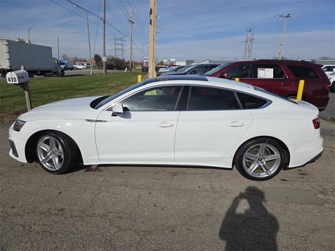 Used 2022 Audi A5 2.0T Premium image 9