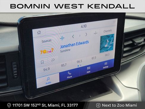 Used 2023 Ford Explorer XLT image 19