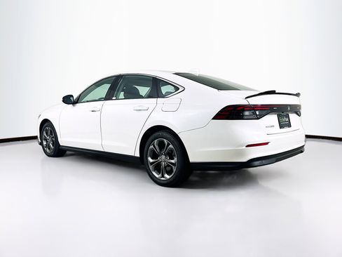Used 2024 Honda Accord EX image 5