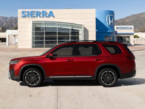 New 2026 Honda Pilot image 2