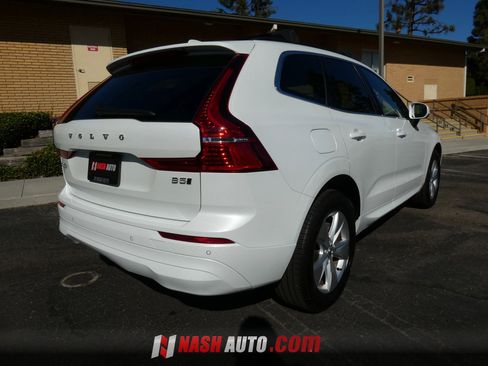 Used 2022 Volvo XC60 B5 Momentum AWD/4WD image 8