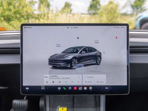 Used 2025 Tesla Model 3 Long Range AWD/4WD image 24