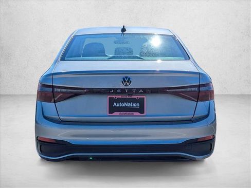 Certified 2025 Volkswagen Jetta S image 10