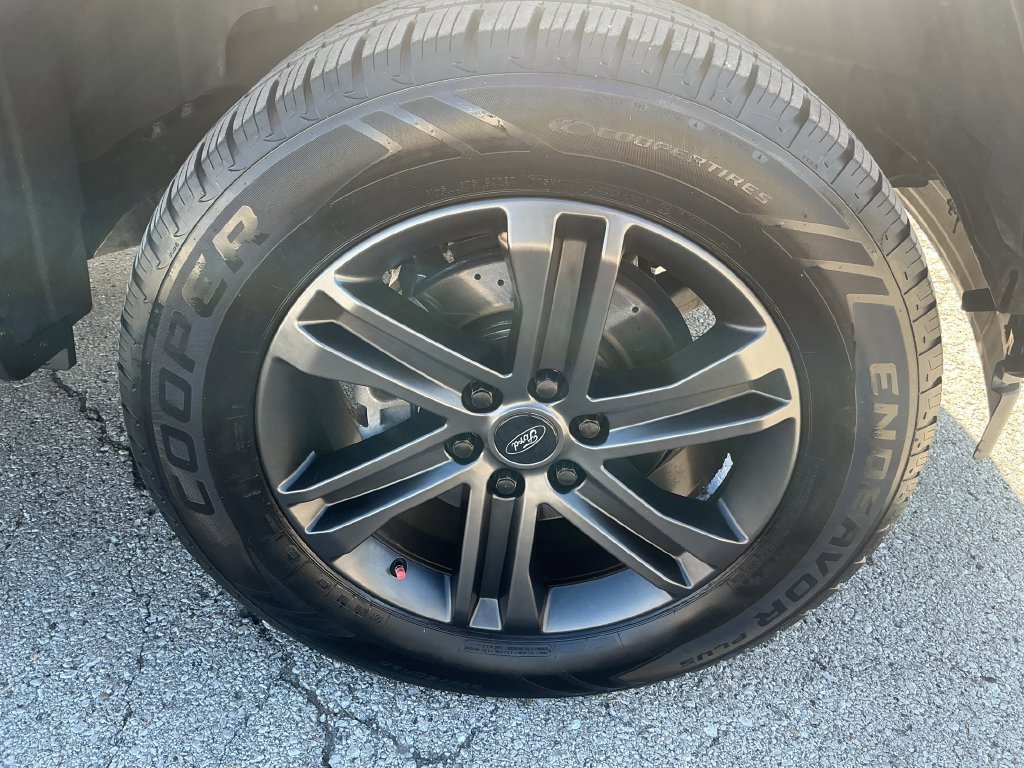 Used 2017 Ford F150 XL w/ Equipment Group 101A Mid AWD/4WD image 15