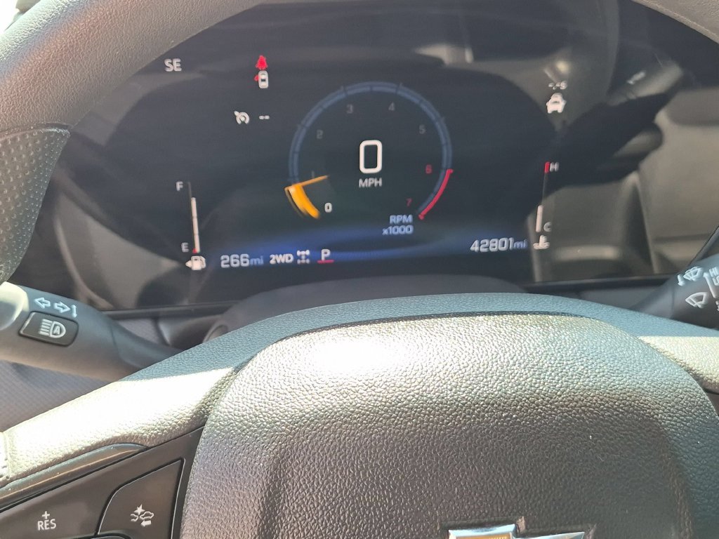 Used 2025 Chevrolet TrailBlazer LT AWD/4WD image 15