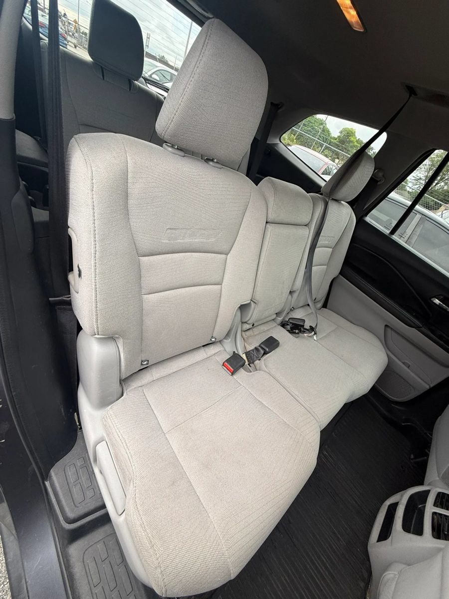 Used 2017 Honda Pilot LX image 13