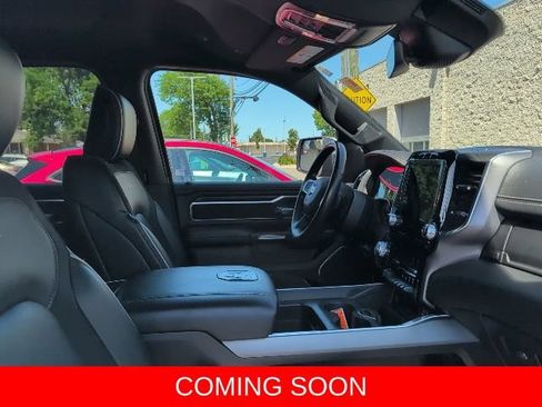 Used 2023 RAM 1500 Laramie AWD/4WD image 10
