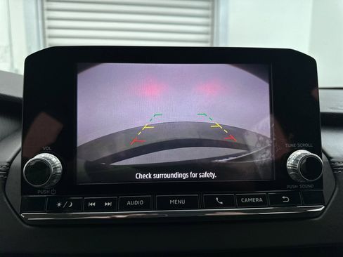 Used 2022 Mitsubishi Outlander ES image 6