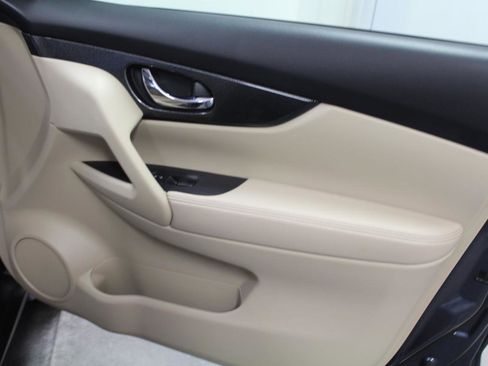 Used 2015 Nissan Rogue SL w/ SL Premium Package AWD/4WD image 27