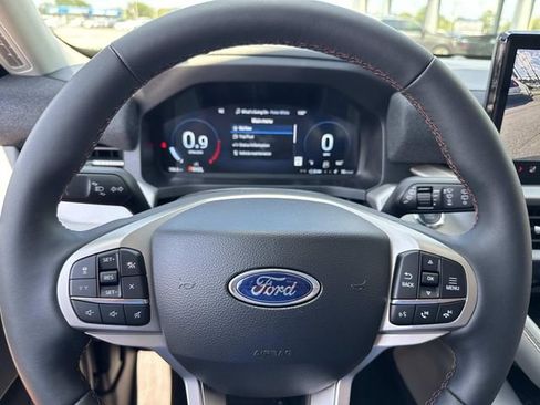 New 2025 Ford Explorer Active w/ Active Comfort Package image 27