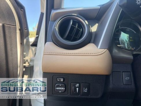 Used 2017 Toyota RAV4 Limited AWD/4WD image 43