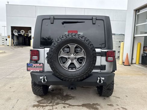 Used 2017 Jeep Wrangler Unlimited Rubicon image 5